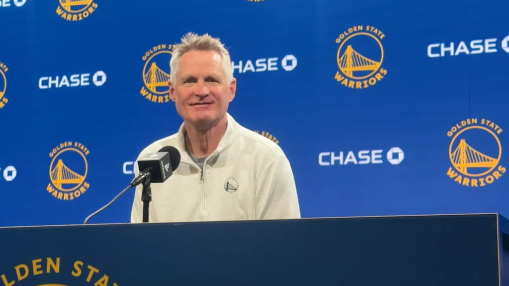 [Slater] Steph Curry went through practice today. Full contact. He’s about to scrimmage now. Five-on-five. He’s still out tomorrow vs Spurs and doubtful for Thursday vs Cavaliers but this is a large step toward his return. Full update (via Kerr):