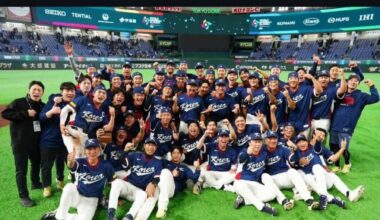 Korea captain Jung-hoo Lee spoke about the pre-game expectations for the match against the Dominican team. “If you look at the names, you might feel intimidated, but we’re all pros. It’s not like HS students playing against pros. We are also players who have gathered here to represent Korea.”