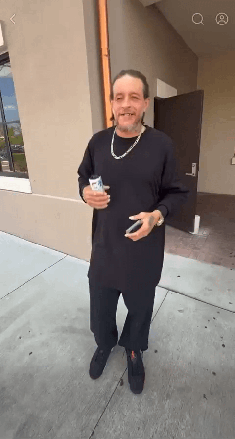 Some good news! ^_^ Delonte West is now 100 days sober and seems to be in a much better place hoping he keeps it going.