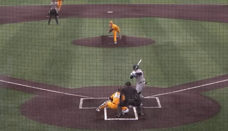 [Highlight] Benches Clear Between CMU and Toledo After a Hard Tag is Applied to Toledo’s Luke Walton