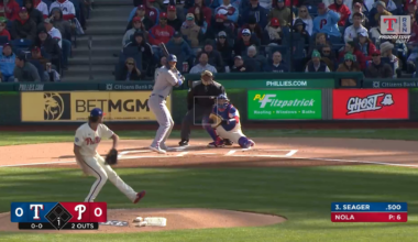 Corey Seager connects for his first home run of 2026!