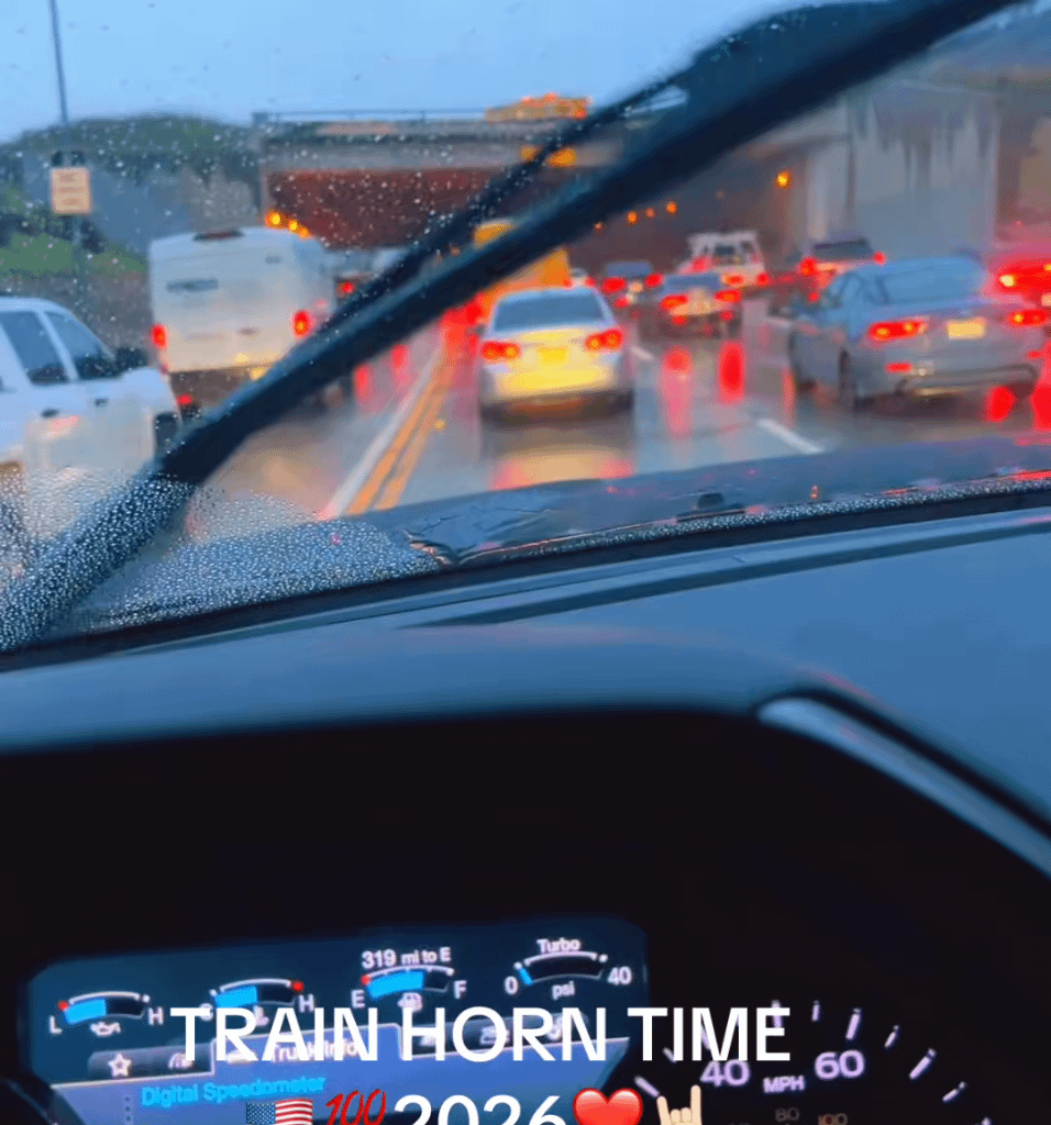 Am I crazy or does it sound like the Flames goal horn?