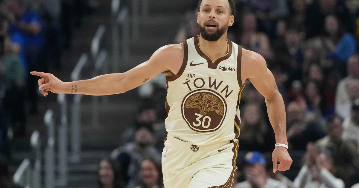 Stephen Curry will participate in play-in tourney for Warriors if he's able, Kerr says