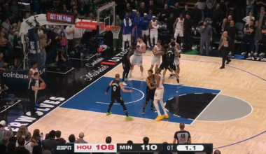 When the game ended Julius was pointing and laughing at Scott Foster lmao