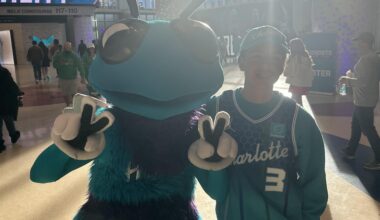 Was able to get a pic with Hugo, but the camera taker didn’t let us know the glare was a problem 🤦‍♂️