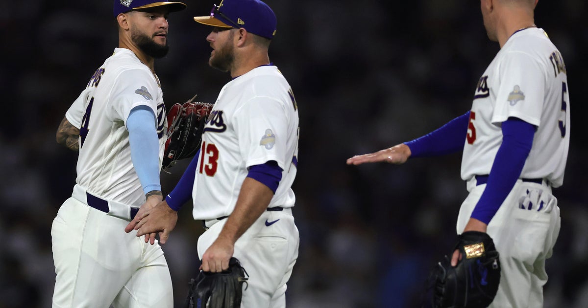 Arizona Diamondbacks v Los Angeles Dodgers