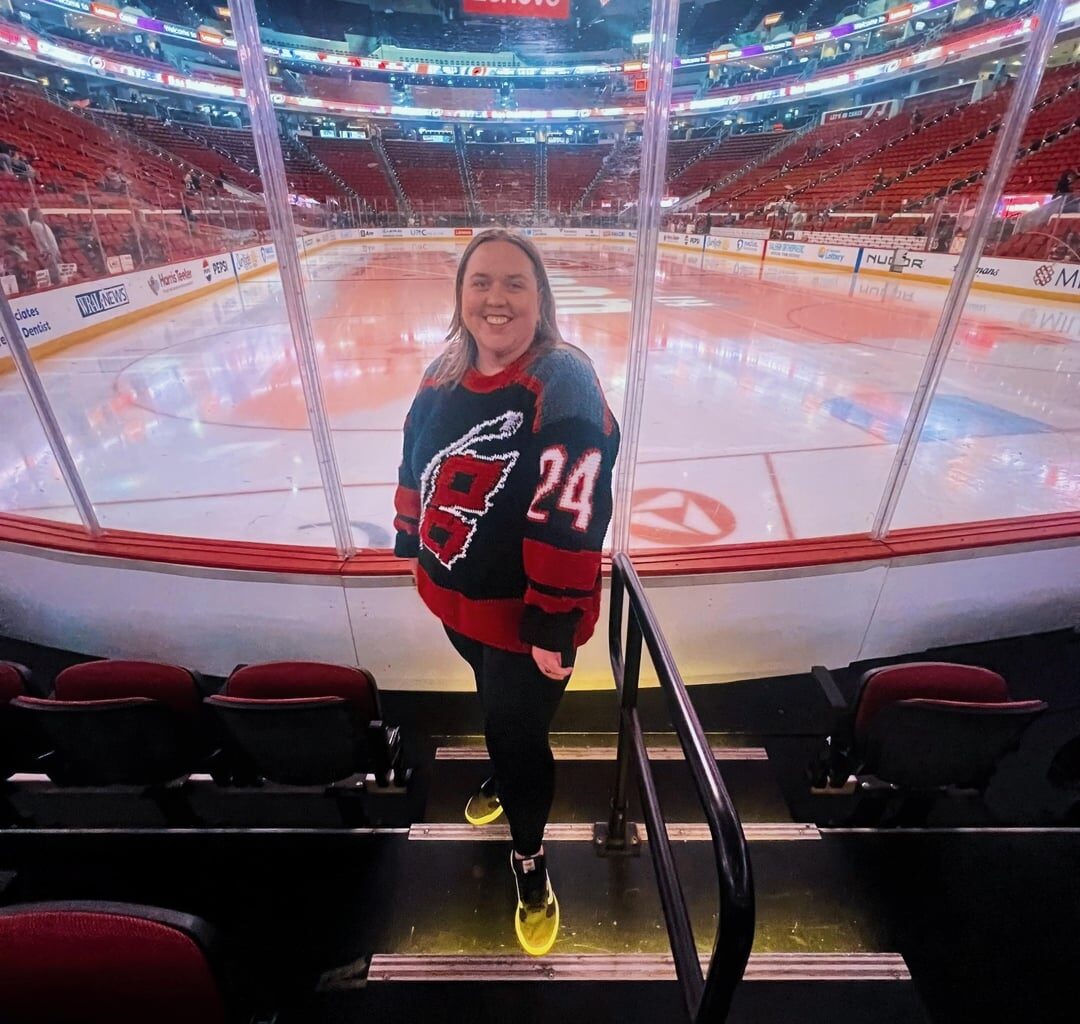 When a crafty girl becomes a hockey fan….