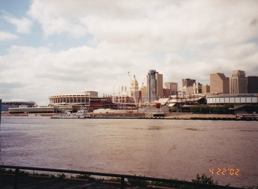 Some pictures I took of the construction of GABP and demolition of Riverfront Stadium (a.k.a. Cinergy Field).