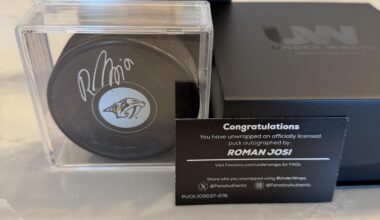 Roman Josi Fanatics Under Wraps Autograph Puck