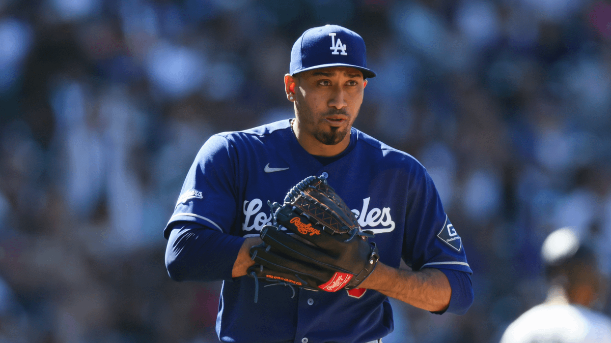 Dodgers closer Edwin Díaz to undergo elbow surgery, return timeline puts him out through All-Star break
