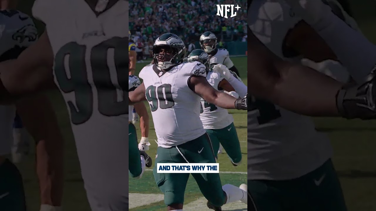 YOU BE THE COACH! 0:03 left. Ball on the 26. Down 27-26 What’s your call? Comment before the reveal!