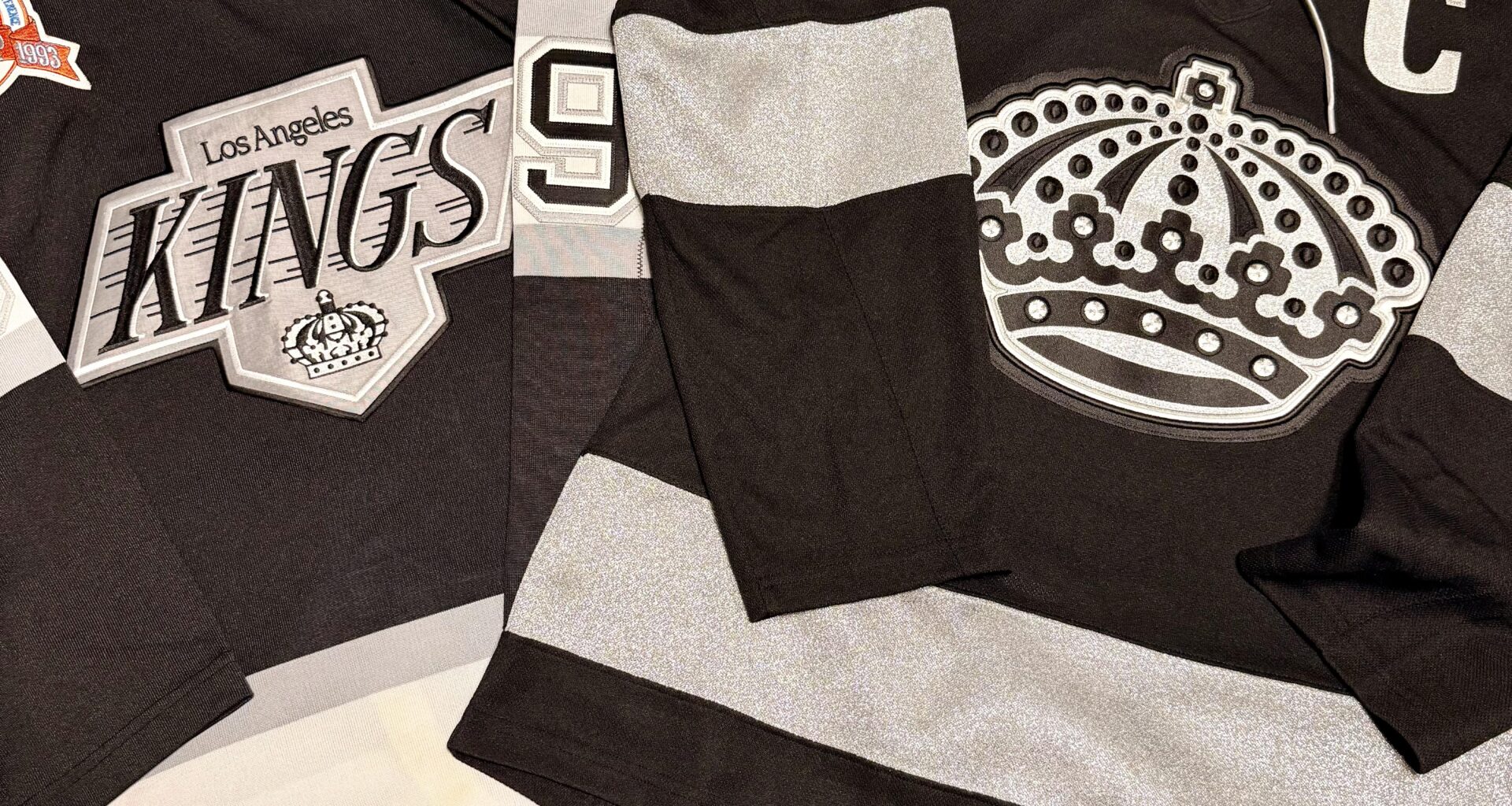 Going to the kings game tomorrow which outfit do yall like? 90s or modern?