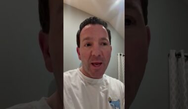 Mike McDaniel is heading to the Los Angeles Chargers as their new OC