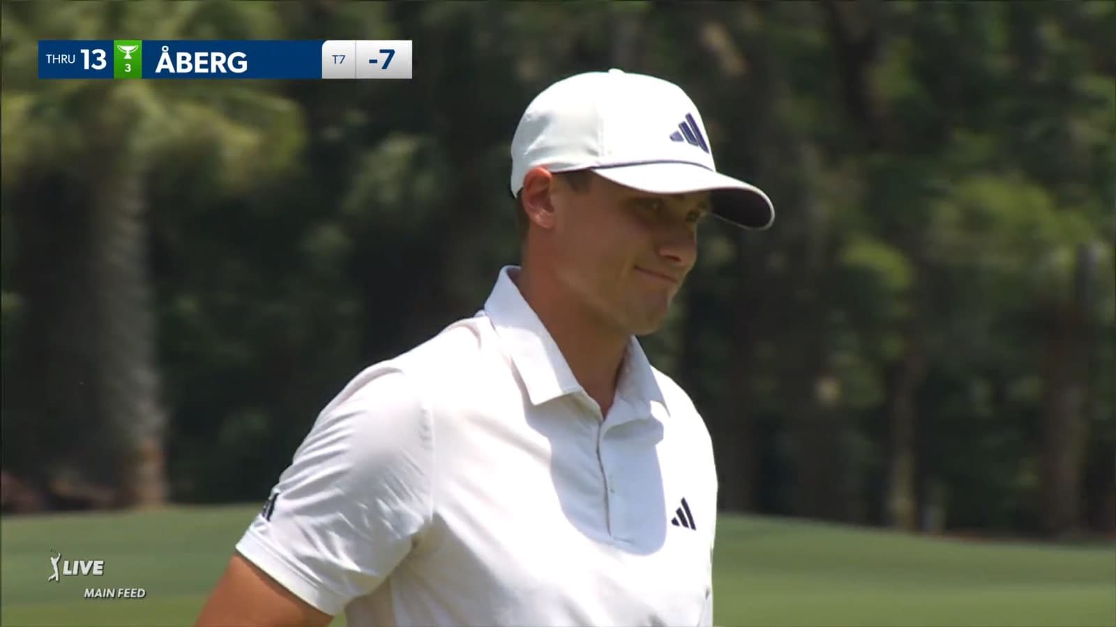 Ludvig Åberg rolls in 12-foot putt for birdie at RBC Heritage