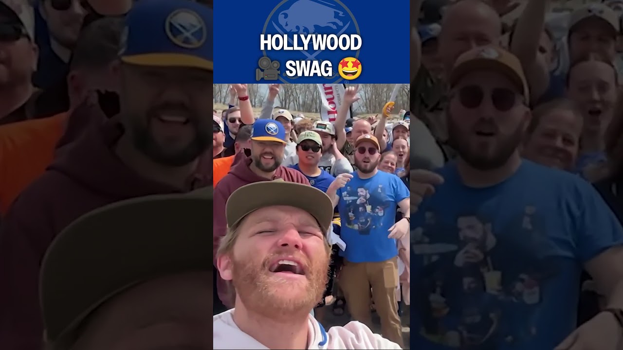 Eating crow, HOLLYWOOD STYLE! 🐦‍⬛