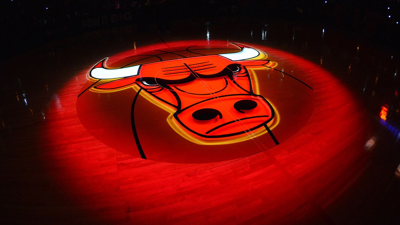 Sources: Bulls get OK to interview for front office vacancies