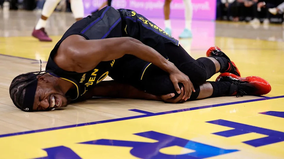 Golden State Warriors forward Jimmy Butler III (10) suffered an injury on Jan. 19 against the <a class="link " href="https://sports.yahoo.com/nba/teams/miami/" data-i13n="sec:content-canvas;subsec:anchor_text;elm:context_link" data-ylk="slk:Miami;sec:content-canvas;subsec:anchor_text;elm:context_link;itc:0" data-yga="{"yLinkElement":"context_link","yModuleName":"content-canvas","yLinkText":"Miami","ySubModuleName":"anchor_text","yHasCommerce":false}">Miami</a> Heat.© Kelley L Cox-Imagn Images