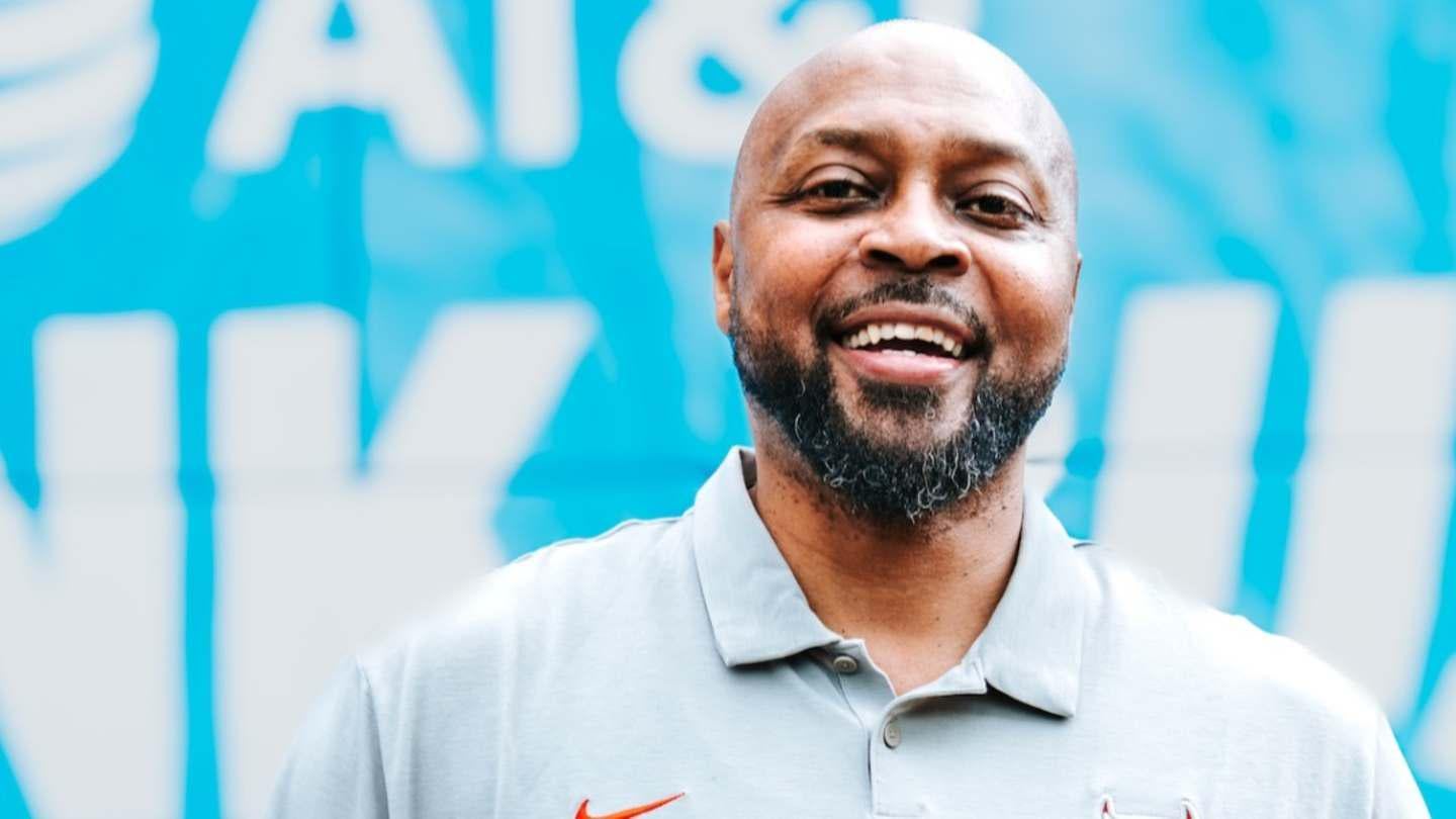 Asking 4x Champ Horace Grant What the Chicago Bulls Need in a New Front Office (Q&A)