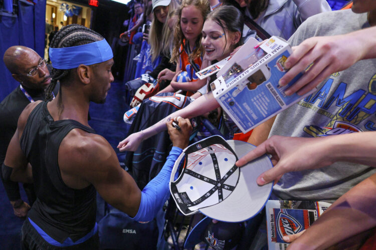 OKC star wins Clutch award | News, Sports, Jobs