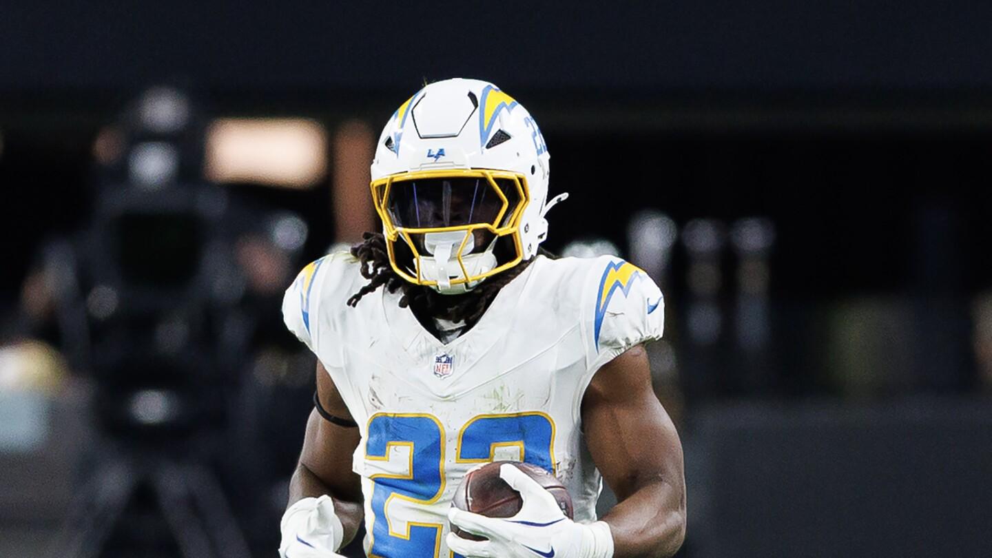 Najee Harris visited Raiders on Friday