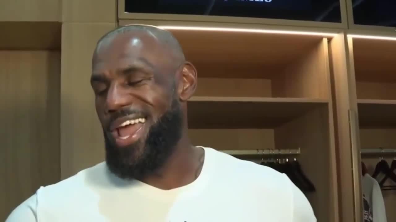 LeBron on KD's height: "7-foot tall... he might be mad at me, he wants to be 6'10" or 6'9" so bad, but he's 7-foot for sure"