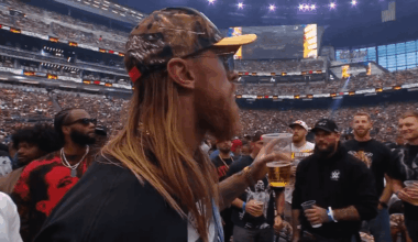 [Highlight] George Kittle chugs half a beer before stealing one from Tyrese Haliburton and chugging it too.