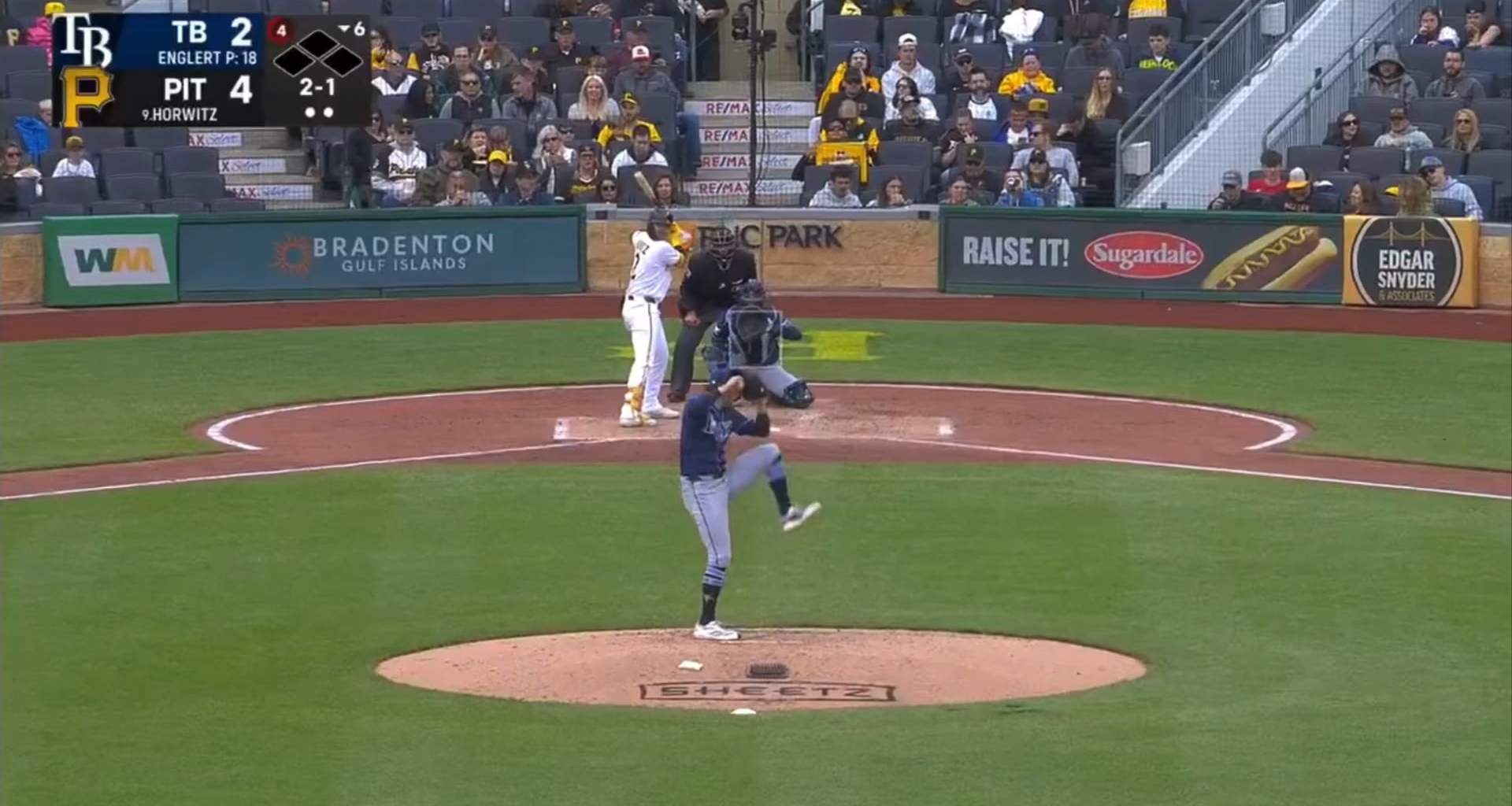 [Highlight] Spencer Horwitz pinch hit NO DOUBTER! (With a sick bat drop)