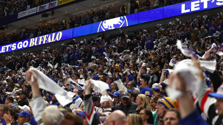 Why Sabres sing Canadian national anthem 'O Canada' before NHL games in Buffalo image
