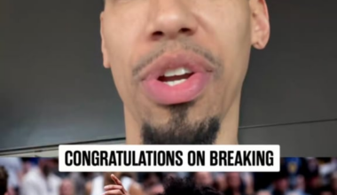 [San Antonio Spurs] From one sharp shooter to another 🎯👏 @DGreen_14 🤝 @JulianChampagn2