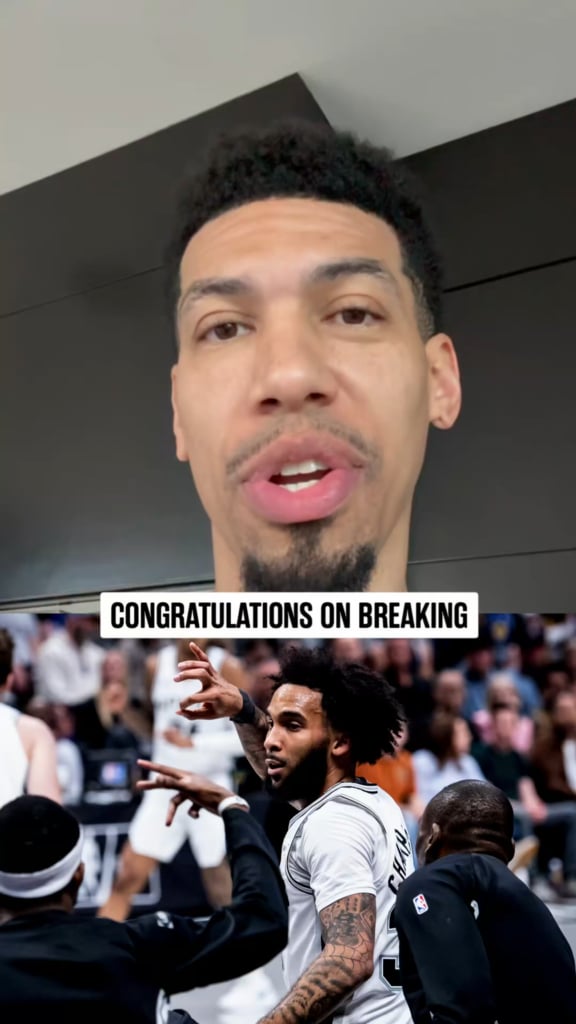 [San Antonio Spurs] From one sharp shooter to another 🎯👏 @DGreen_14 🤝 @JulianChampagn2