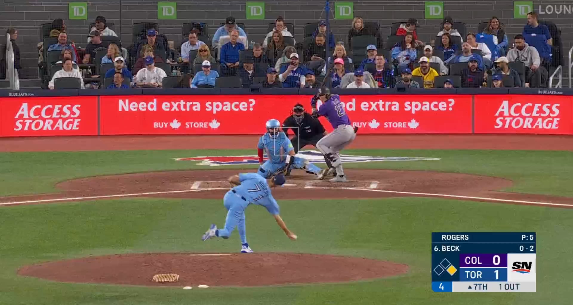 Ernie Clement flips it behind his back to get the force out at second!