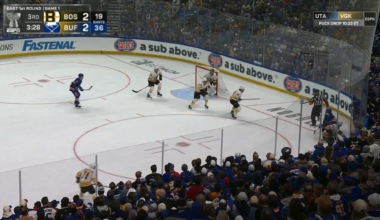 SABRES HAVE TURNED THE GAME AROUND! 3-2! SAMUELSSON!