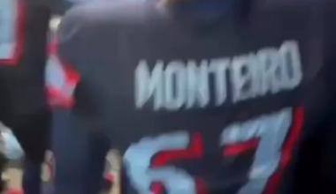 [PFN] Former Chiefs HC Todd Haley twerks after his UFL Aviators win their first game of the season