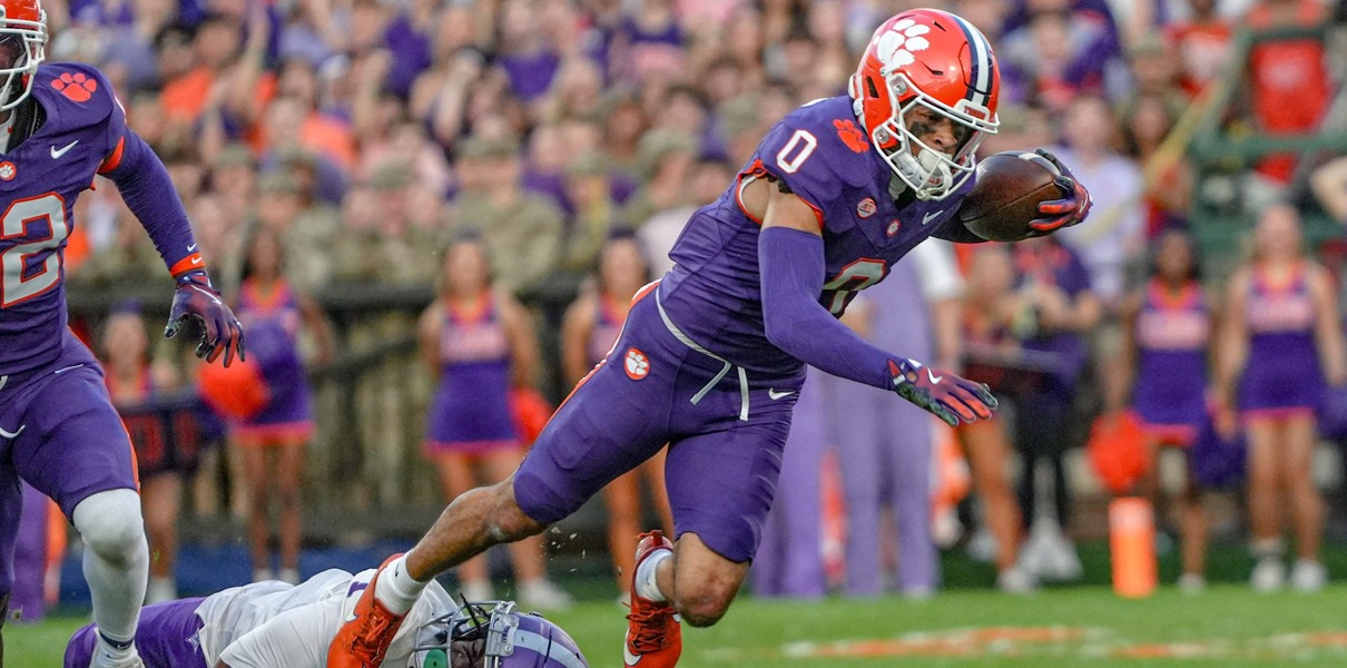 2026 NFL Draft prospect and possible Bears target Clemson receiver Antonio Williams