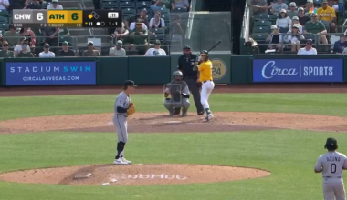 Athletics Max Muncy walks off the White Sox in the 11th inning bringing home Jacob Wilson