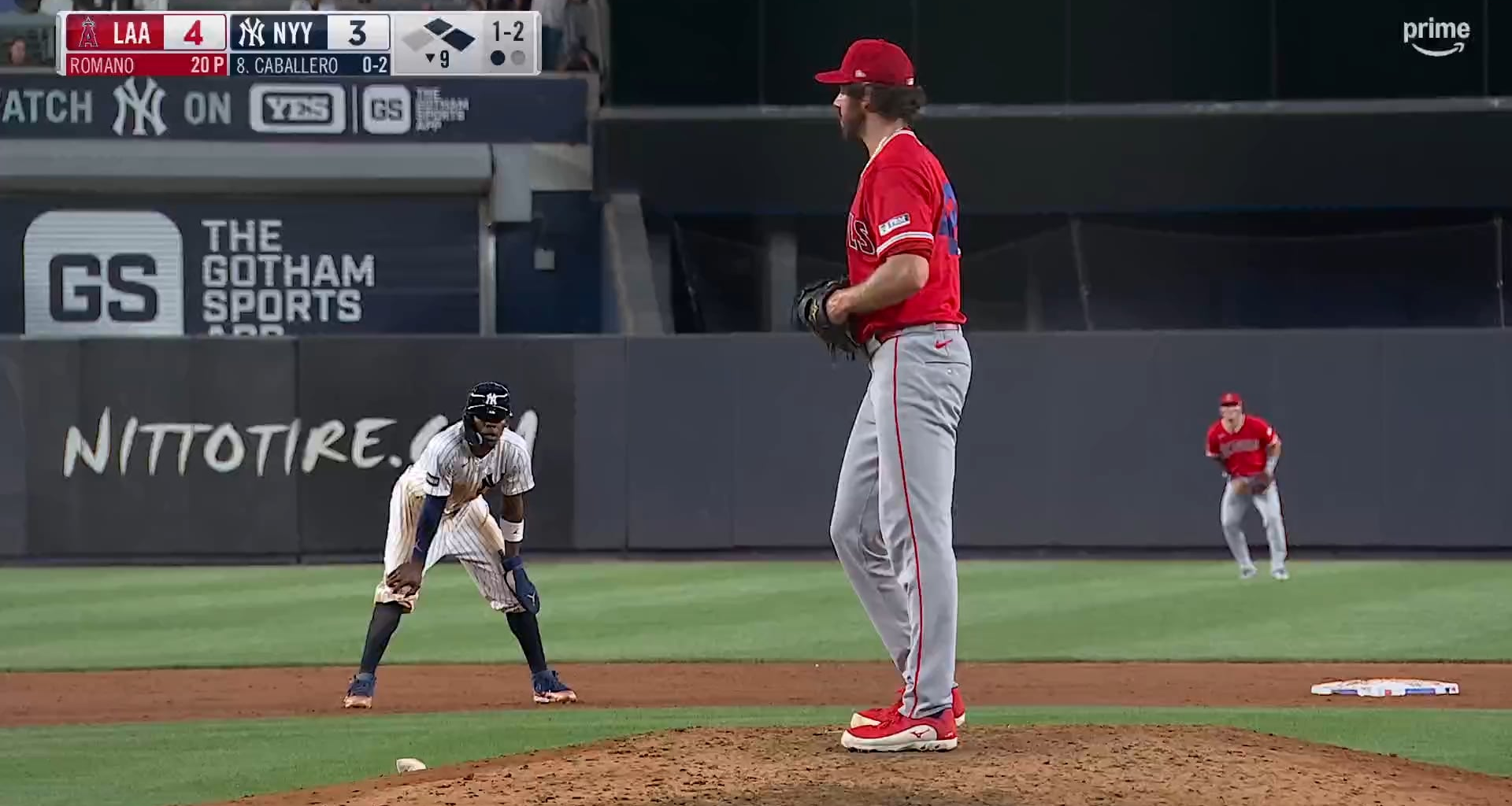 JOSÉ CABALLERO WALKS IT OFF FOR THE YANKEES!