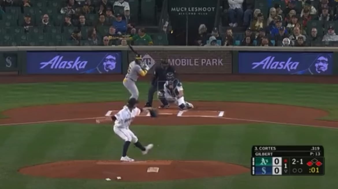 [Highlight] 108 MPH comebacker ends up in Logan Gilbert's jersey.