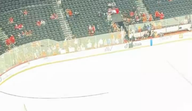 [Spiegel] Flyers forward Porter Martone takes his rookie lap