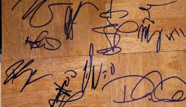 Please help identifying signatures