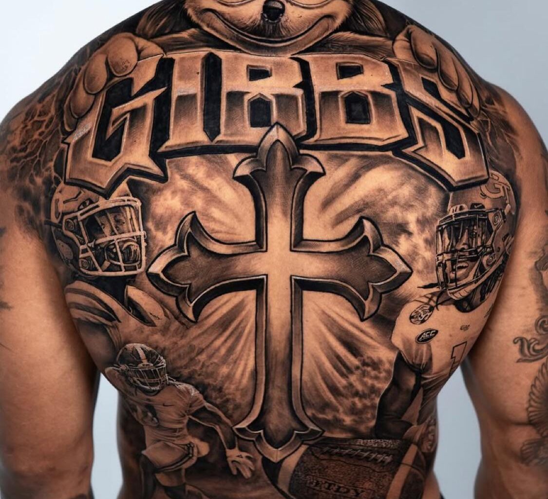 Gibbs new “ Sonic” back tattoo