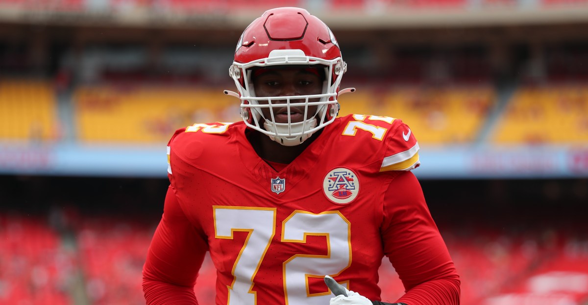 Chiefs clear two spots on 90-man roster with moves on Wednesday