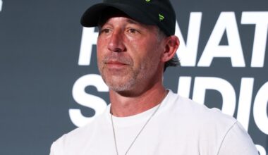 The 49ers have traded out of the first round with the Jets