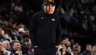 Hands in pockets while your reliever struggles after being left in for too long.