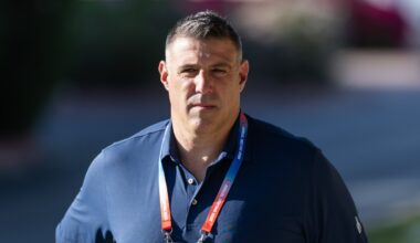 Mike Vrabel will miss third day of draft for "counseling"