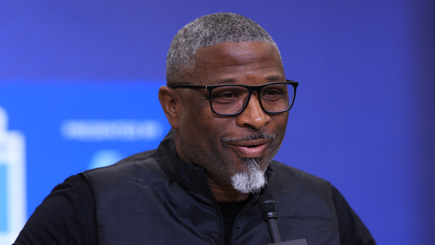 Aaron Glenn: We're going to be a little bit of everything on defense