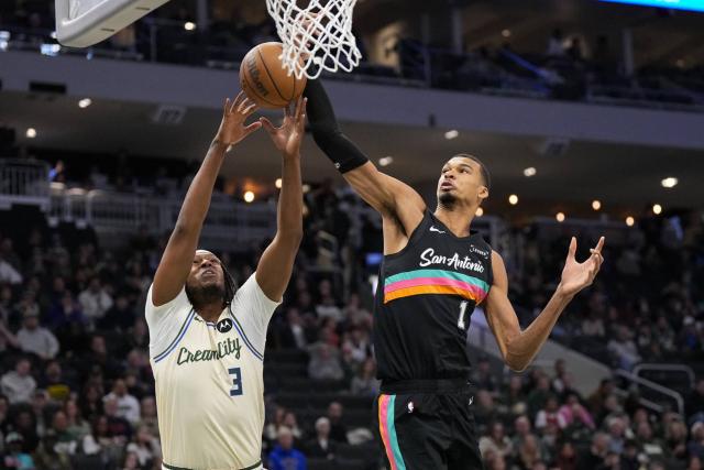 [Aubin] Wemby on his defensive origins: I used to have the reputation as someone who did not play defense. One day, the opposing coach said: ‘He’s a NBA prospect, but he can’t play defense. So attack him.’ So I took that personally… And the rest is history