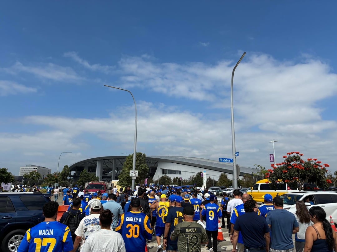 Quick! Somebody show this to Kyle Shanahan