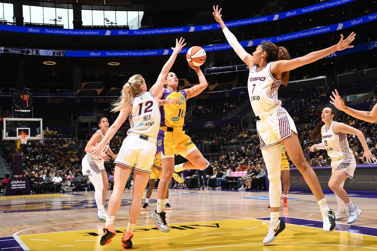 Kelsey Plum drives to the basket during the game against Toronto on Sunday.
