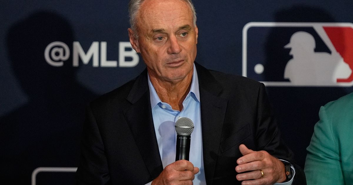 MLB owners have proposed a salary cap for the first time since baseball's 1994-95 strike :: WRAL.com