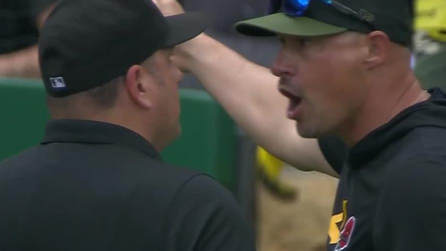 Henry Davis slugs late go-ahead homer as Pirates send Cubs to a 9th straight loss in 2-1 victory